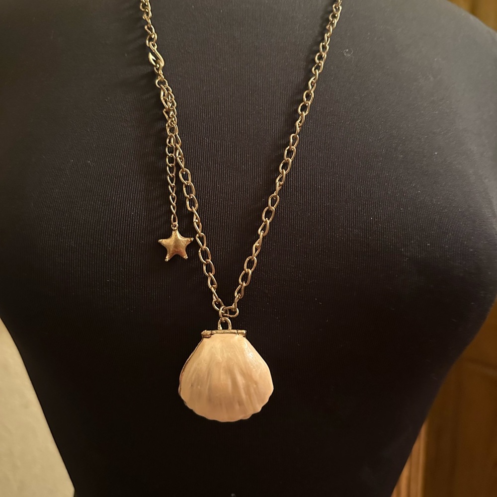 Vintage Disney Couture Little Mermaid Shell Locket Necklace